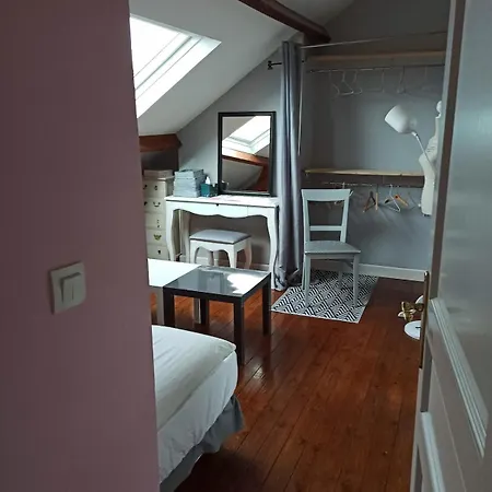 Les Bains House & Garden 5 Min Walk *